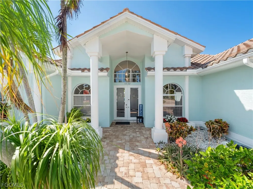 5222 Nautilus Drive Cape Coral FL 33904