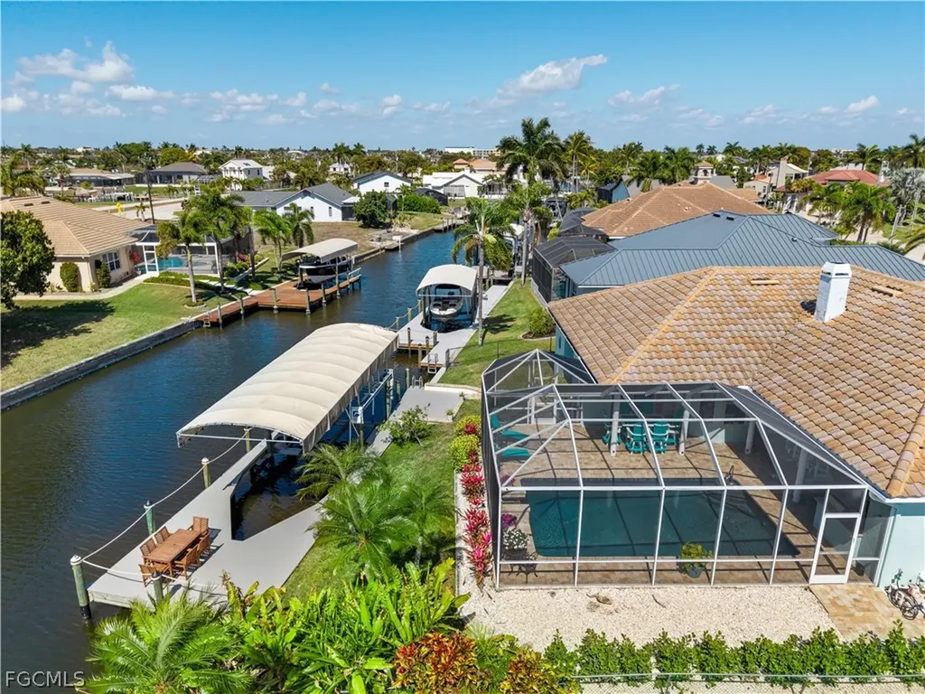 5222 Nautilus Drive Cape Coral FL 33904