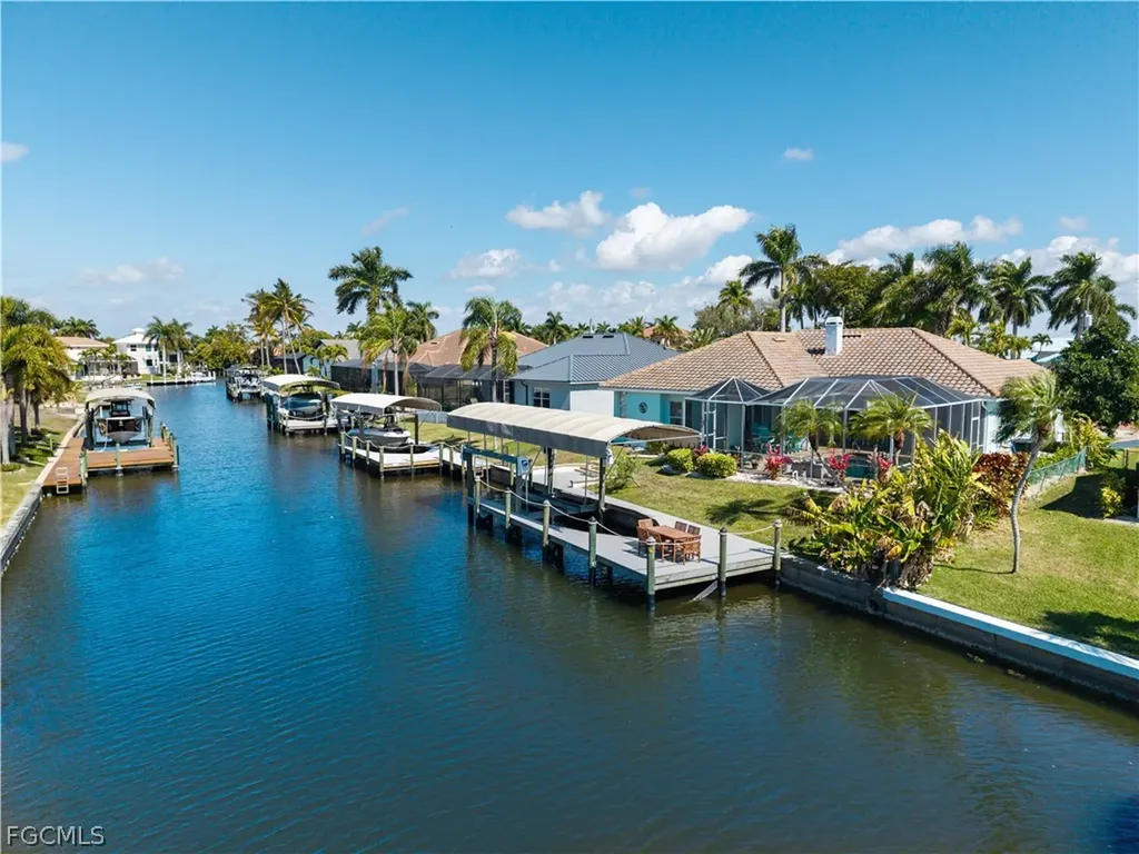 5222 Nautilus Drive Cape Coral FL 33904