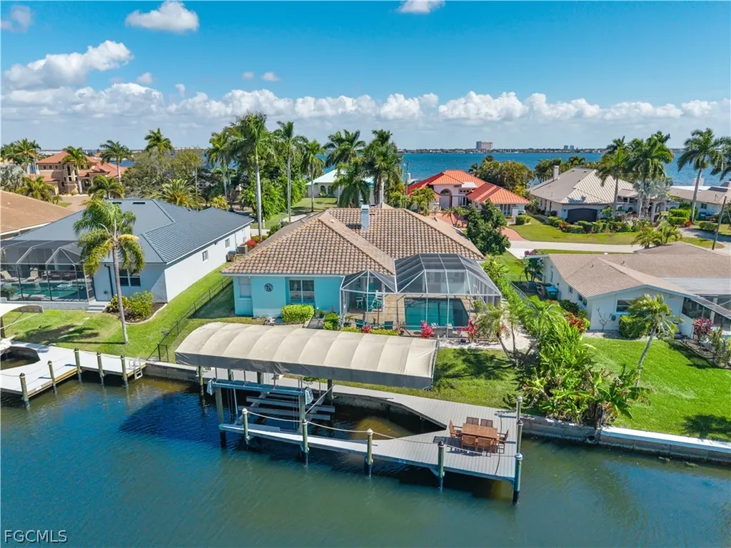 5222 Nautilus Drive Cape Coral FL 33904