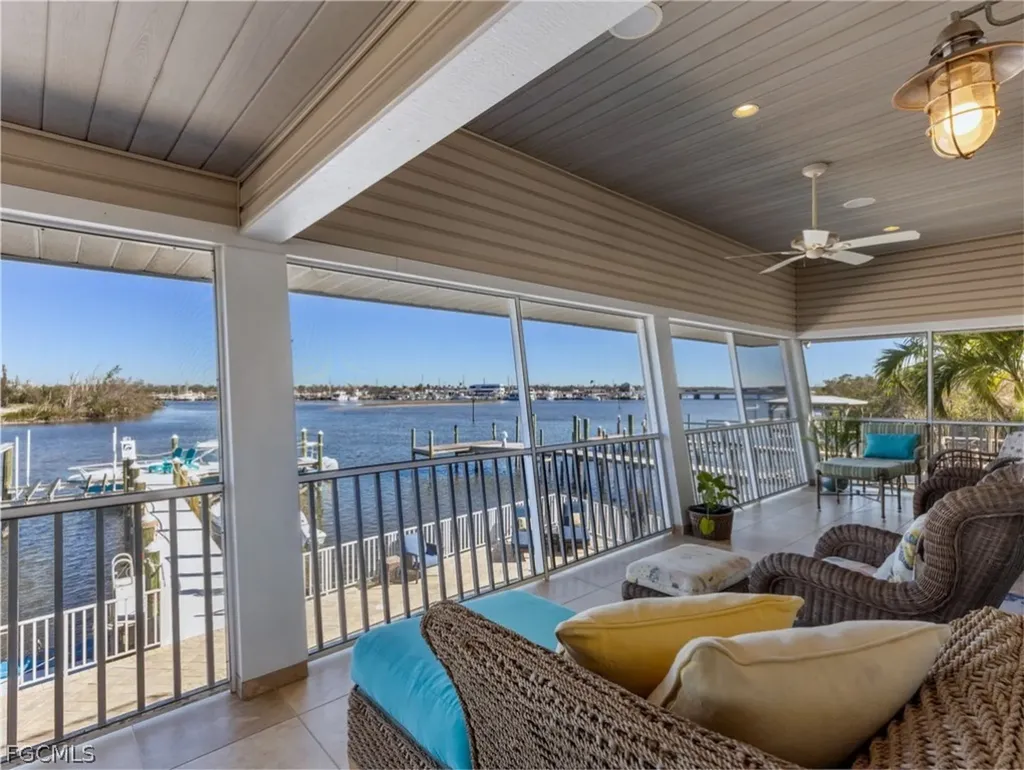 921 Prescott Street Fort Myers Beach FL 33931