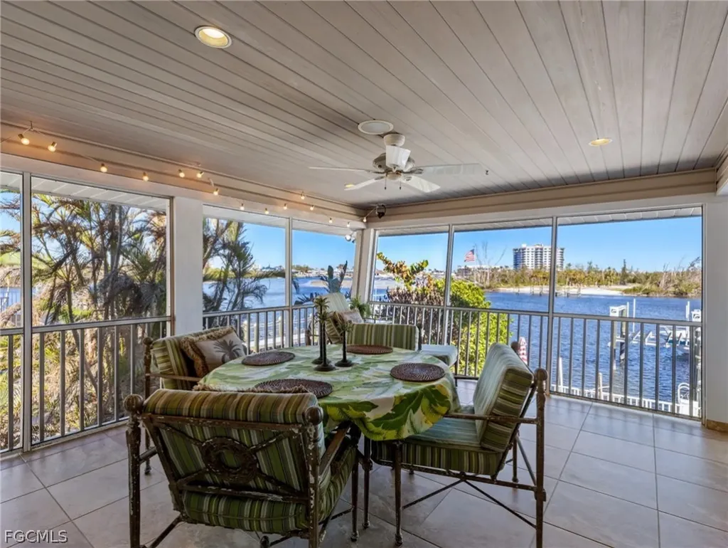921 Prescott Street Fort Myers Beach FL 33931