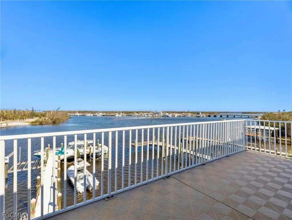 921 Prescott Street Fort Myers Beach FL 33931