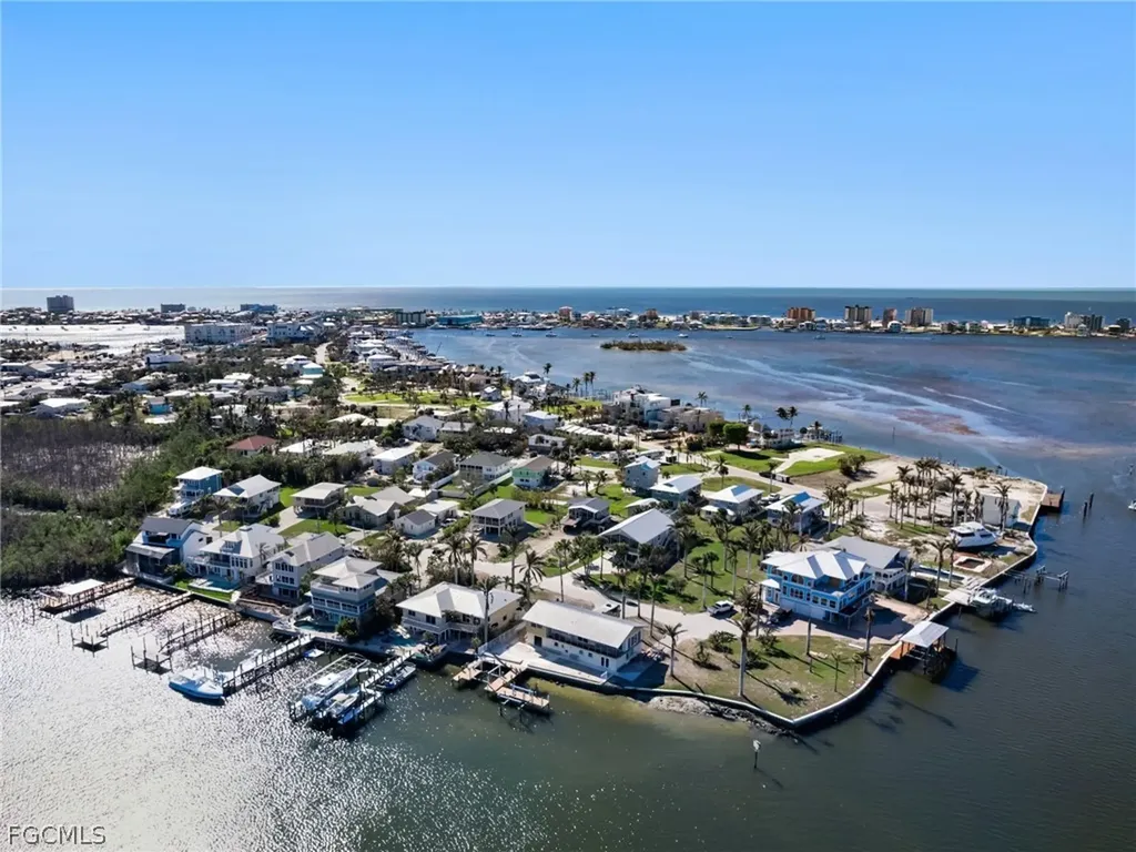 921 Prescott Street Fort Myers Beach FL 33931
