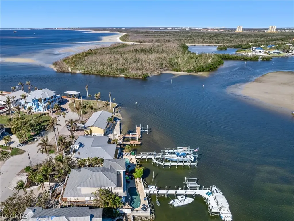 921 Prescott Street Fort Myers Beach FL 33931