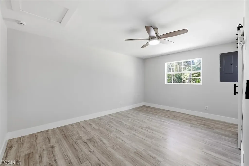 137 Dow Lane North Fort Myers FL 33917