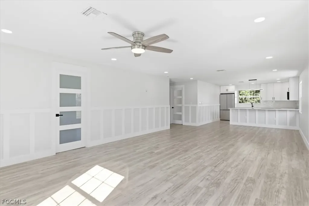 137 Dow Lane North Fort Myers FL 33917