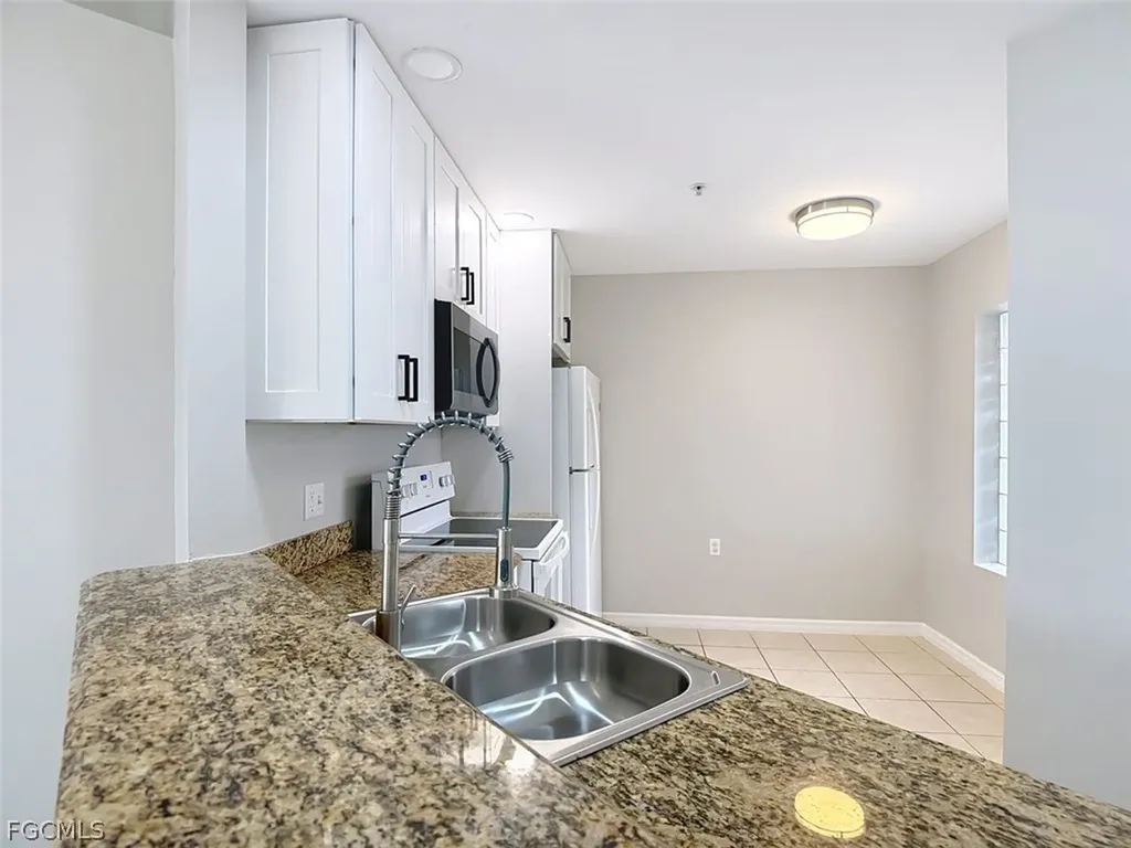 12151 Summergate Circle Fort Myers FL 33913