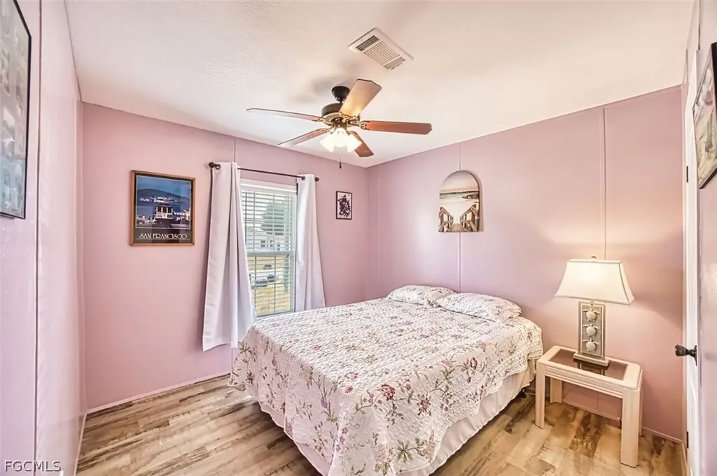 7638 Peyraud Drive North Fort Myers FL 33917