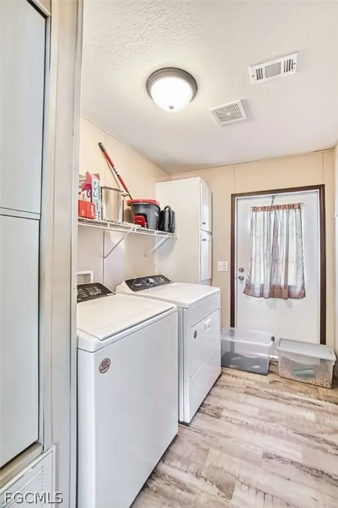 7638 Peyraud Drive North Fort Myers FL 33917