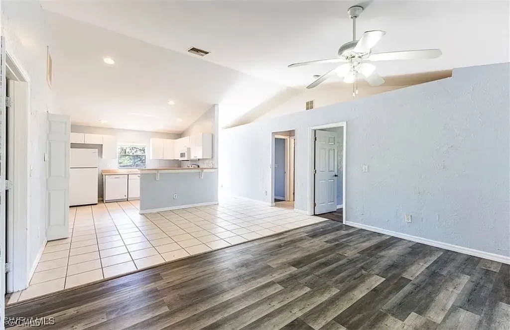 4716 1st Street SW Lehigh Acres FL 33973