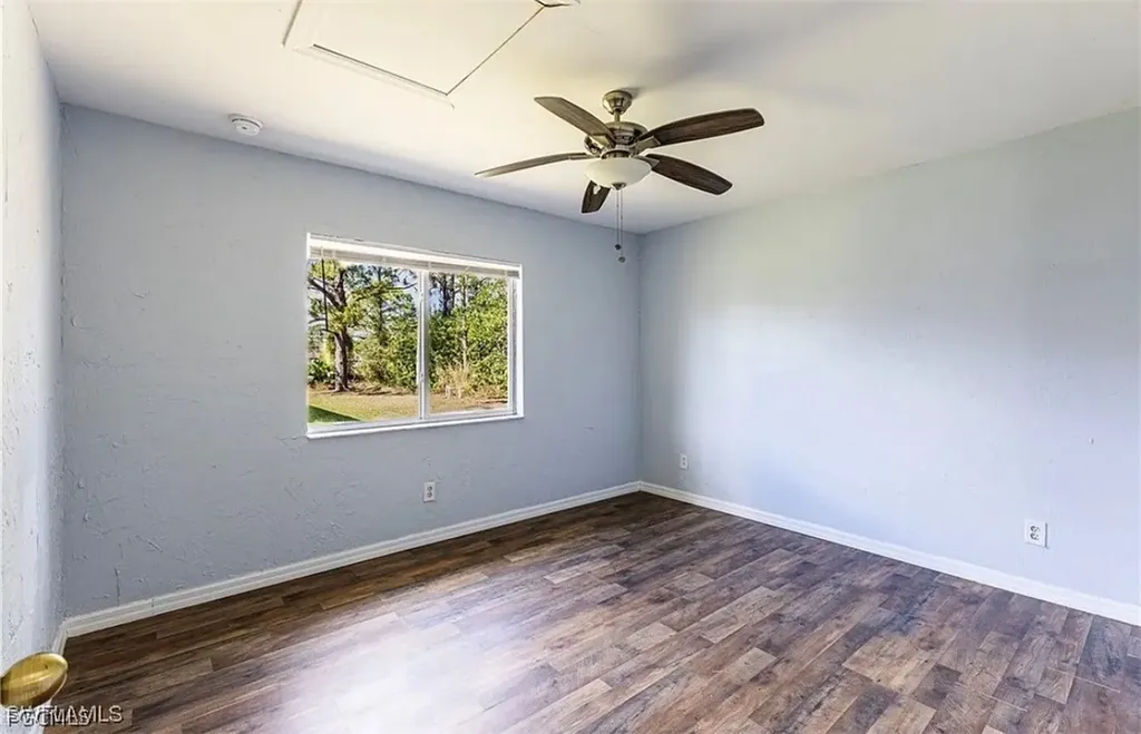 4716 1st Street SW Lehigh Acres FL 33973