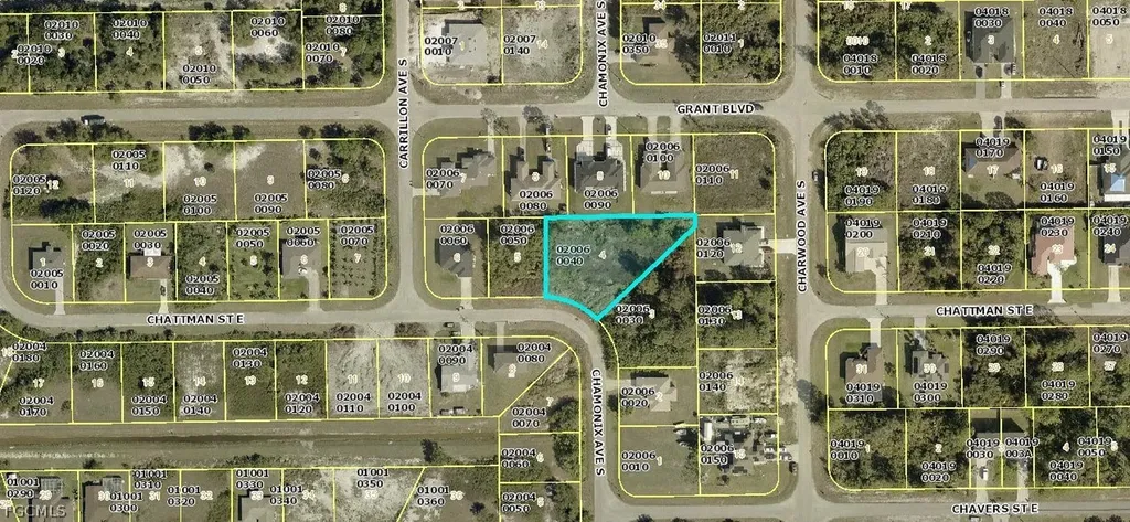 627 Chattman Street E Lehigh Acres FL 33974