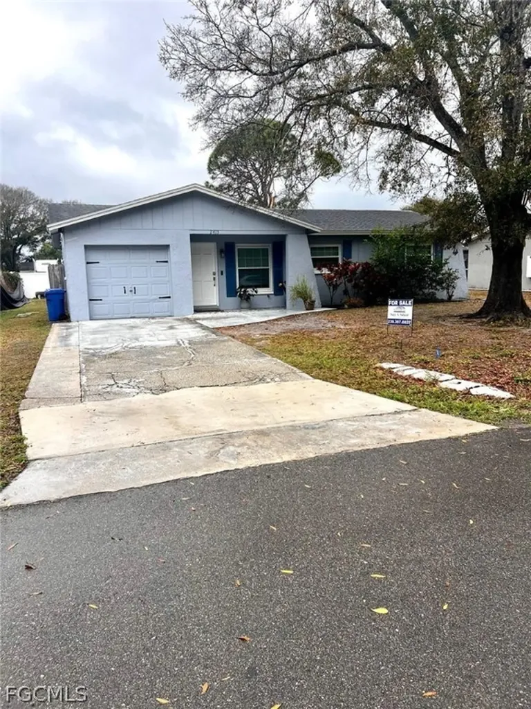 2415 S 76th Street Tampa FL 33619