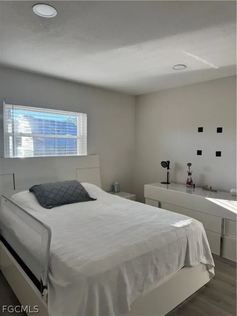 2415 S 76th Street Tampa FL 33619
