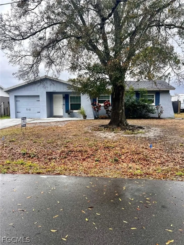2415 S 76th Street Tampa FL 33619