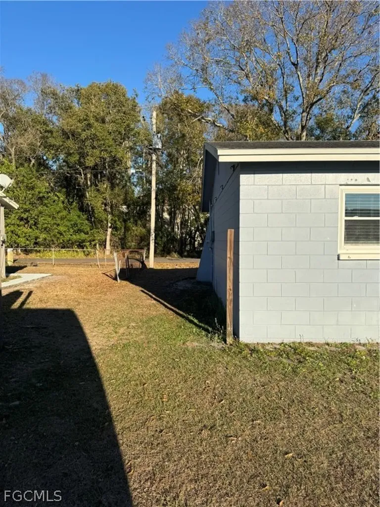 2415 S 76th Street Tampa FL 33619