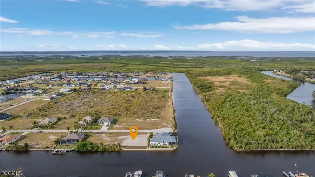 1725 NW 41st Avenue Cape Coral FL 33993