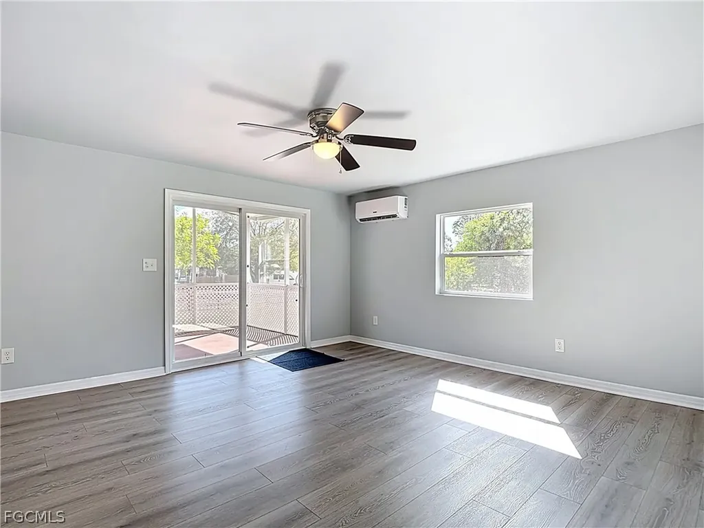 2425 Case Lane North Fort Myers FL 33917