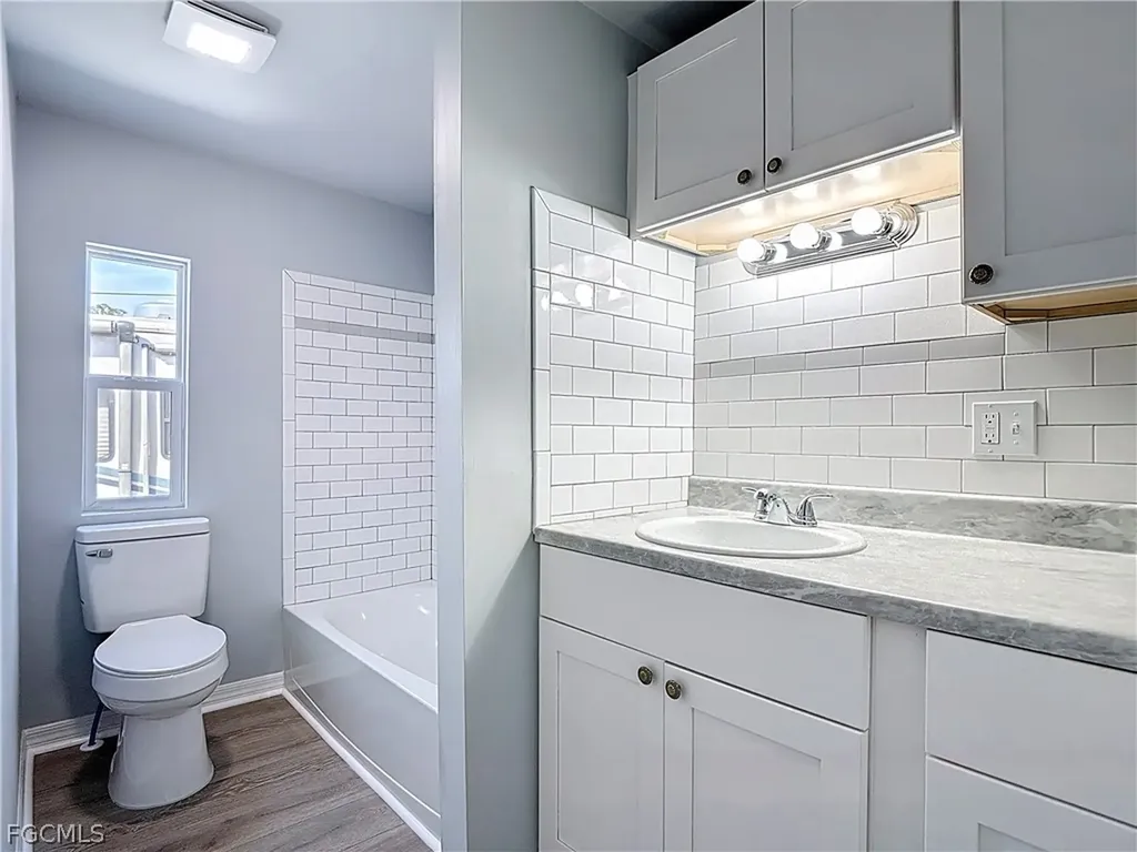 2425 Case Lane North Fort Myers FL 33917