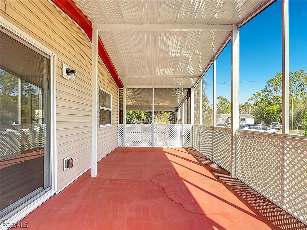 2425 Case Lane North Fort Myers FL 33917