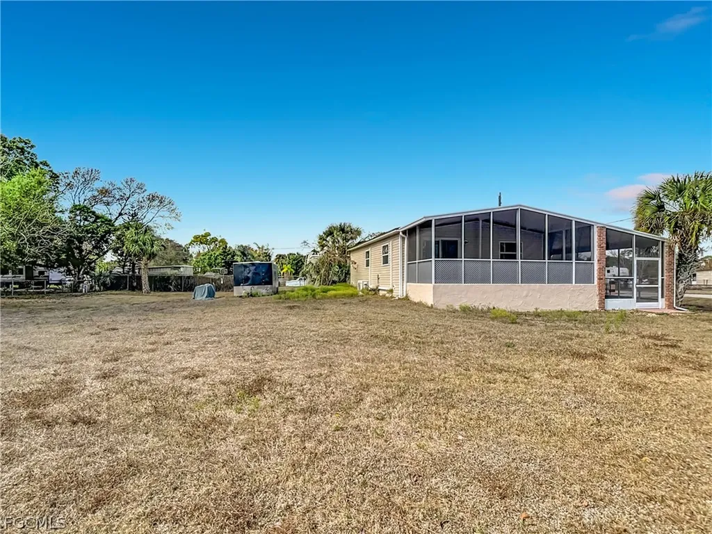 2425 Case Lane North Fort Myers FL 33917