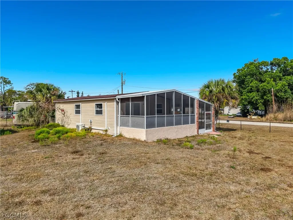 2425 Case Lane North Fort Myers FL 33917