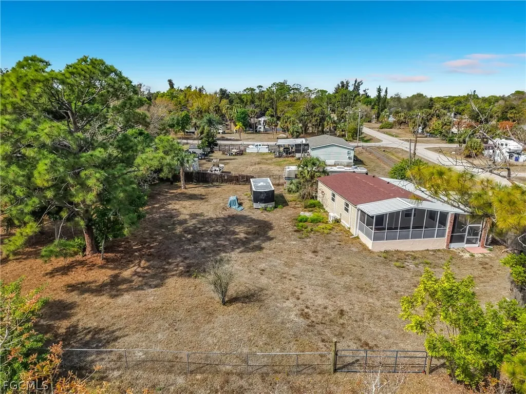 2425 Case Lane North Fort Myers FL 33917