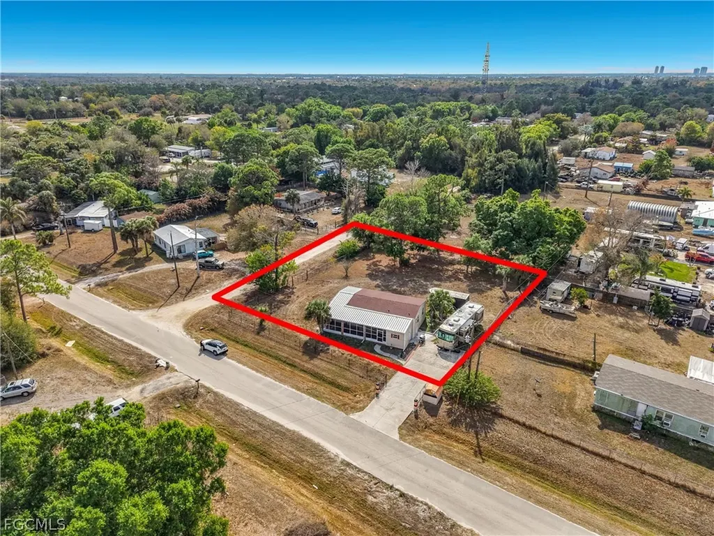 2425 Case Lane North Fort Myers FL 33917