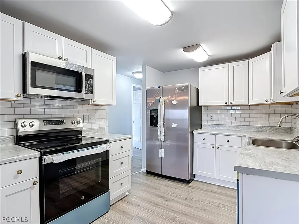 2425 Case Lane North Fort Myers FL 33917