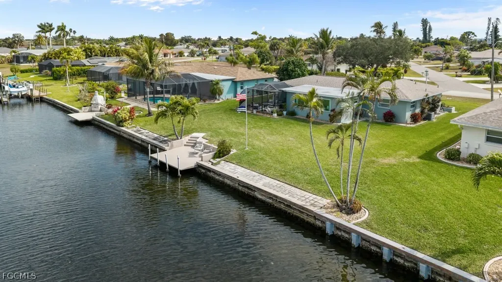 4528 SE 1st Place Cape Coral FL 33904