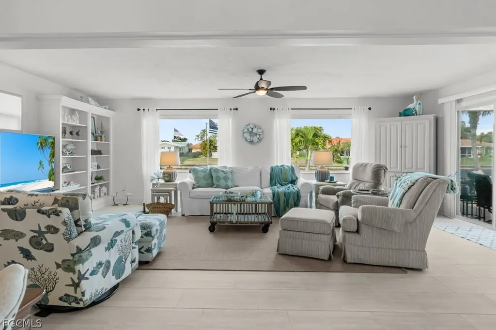 4528 SE 1st Place Cape Coral FL 33904