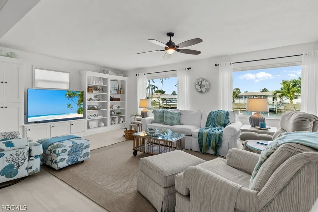 4528 SE 1st Place Cape Coral FL 33904