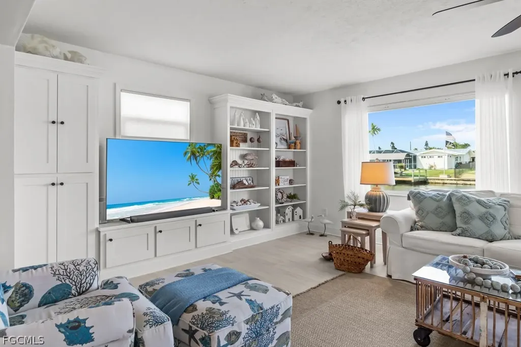4528 SE 1st Place Cape Coral FL 33904