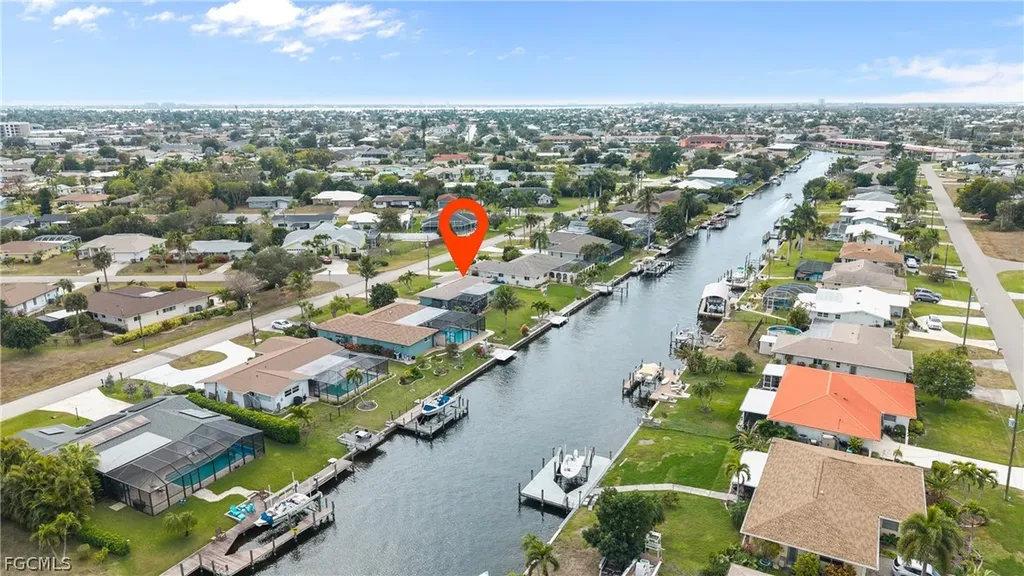 4528 SE 1st Place Cape Coral FL 33904