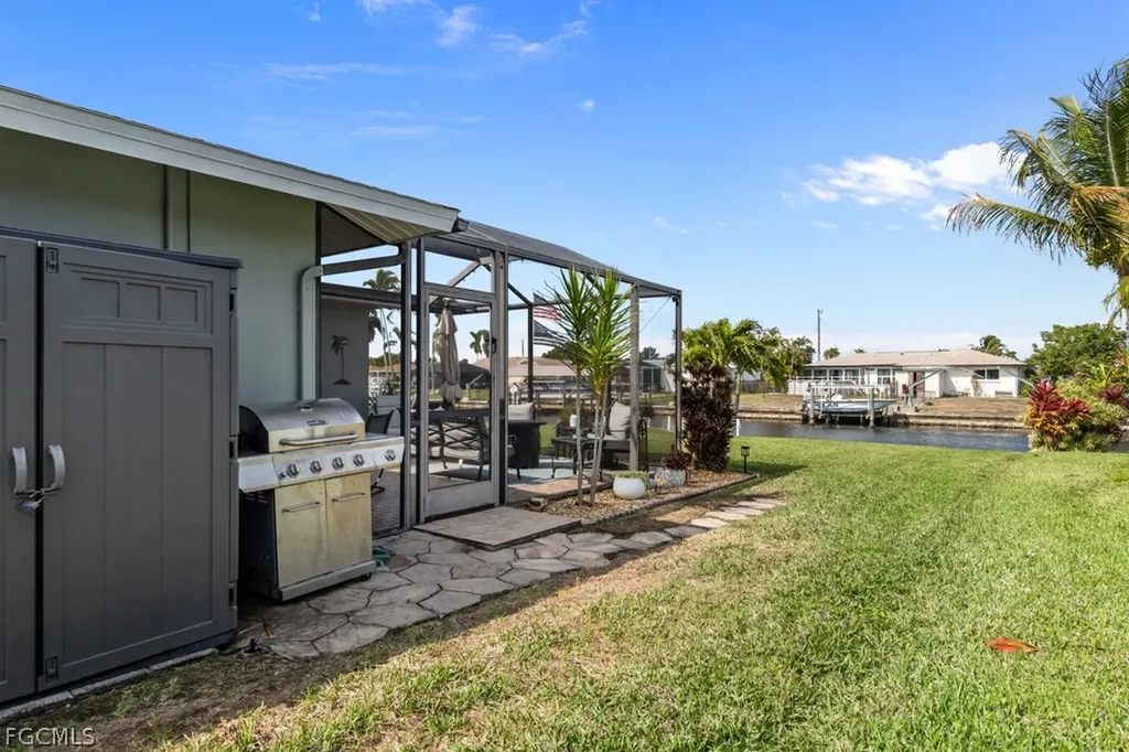 4528 SE 1st Place Cape Coral FL 33904