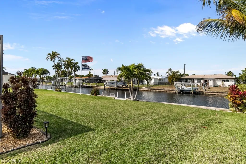 4528 SE 1st Place Cape Coral FL 33904
