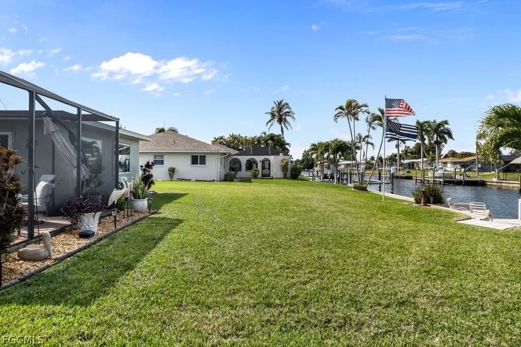 4528 SE 1st Place Cape Coral FL 33904