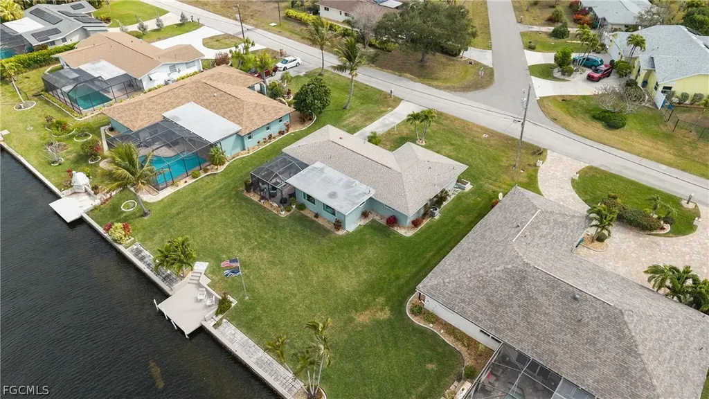4528 SE 1st Place Cape Coral FL 33904