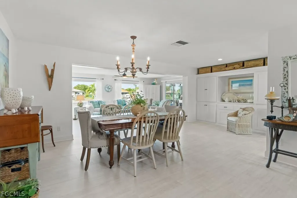 4528 SE 1st Place Cape Coral FL 33904