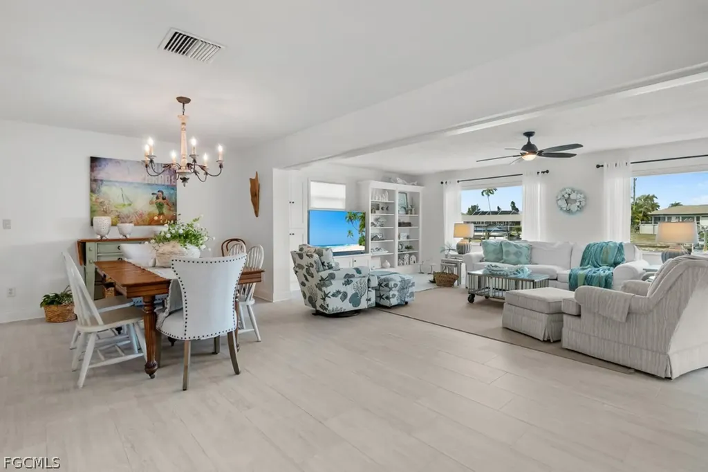 4528 SE 1st Place Cape Coral FL 33904