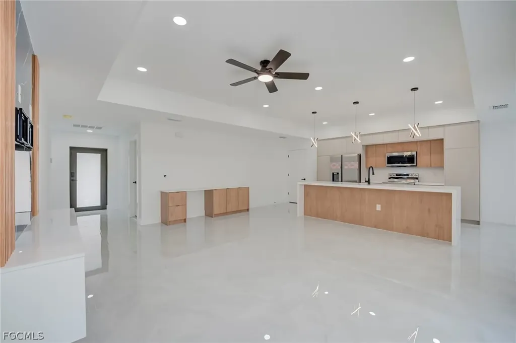 12 W 15th Street Lehigh Acres FL 33972