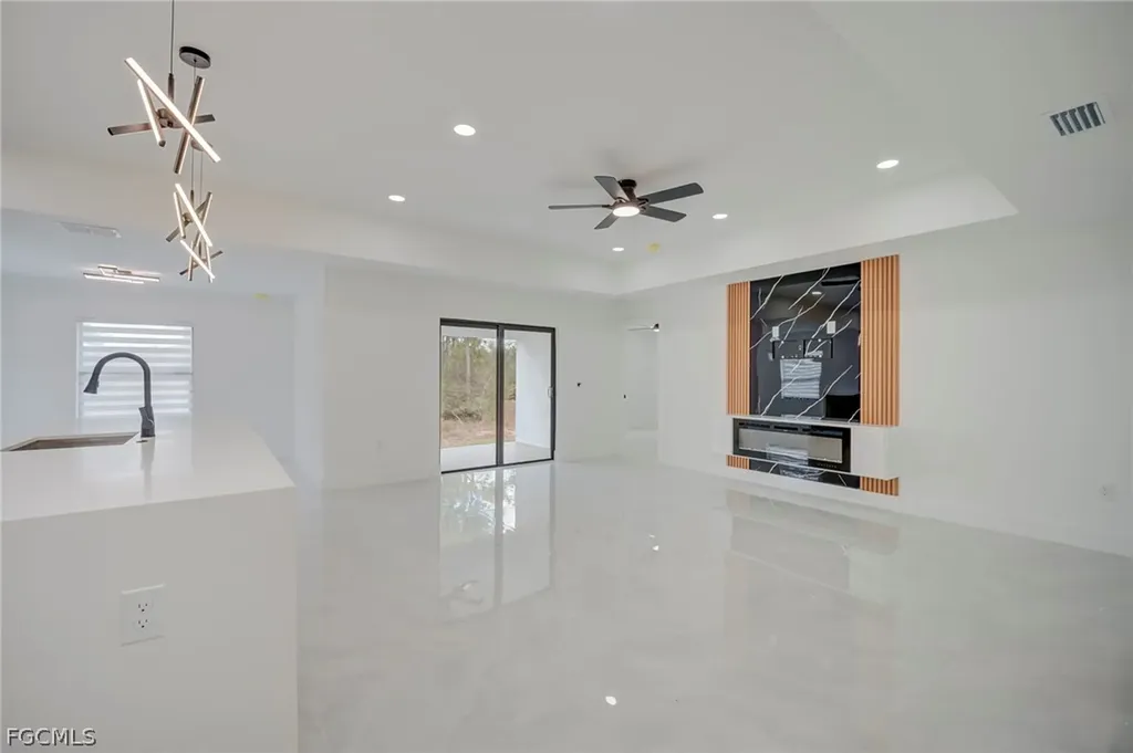 12 W 15th Street Lehigh Acres FL 33972
