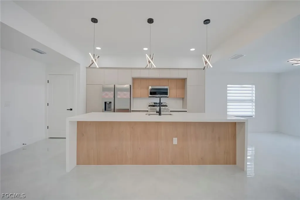 12 W 15th Street Lehigh Acres FL 33972