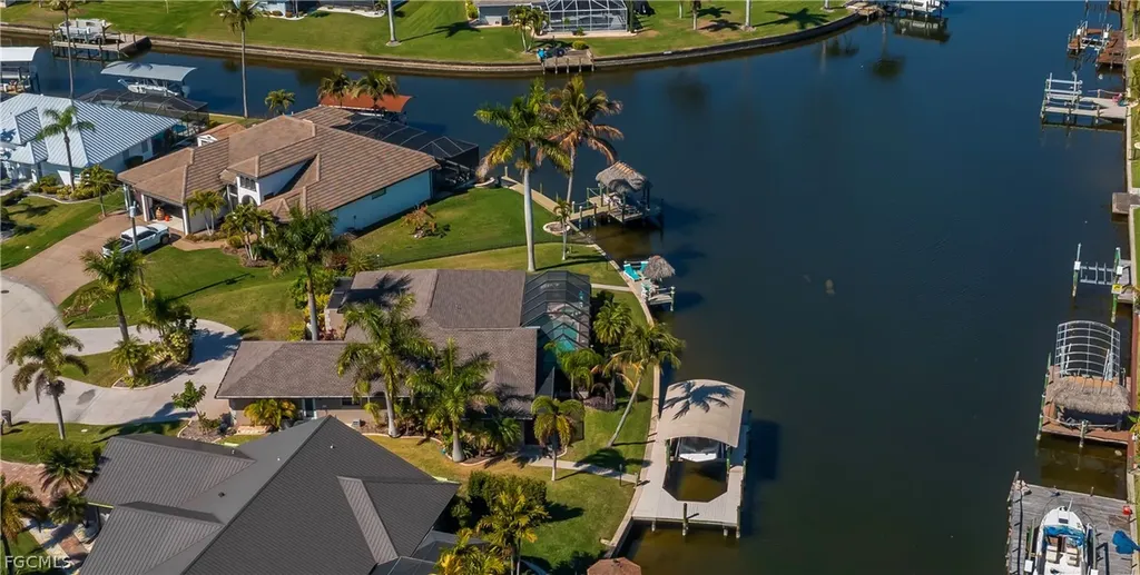 4521 SW 2nd Avenue Cape Coral FL 33914