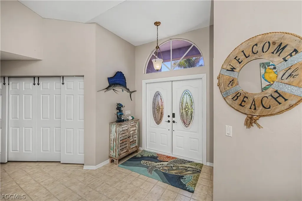 4521 SW 2nd Avenue Cape Coral FL 33914