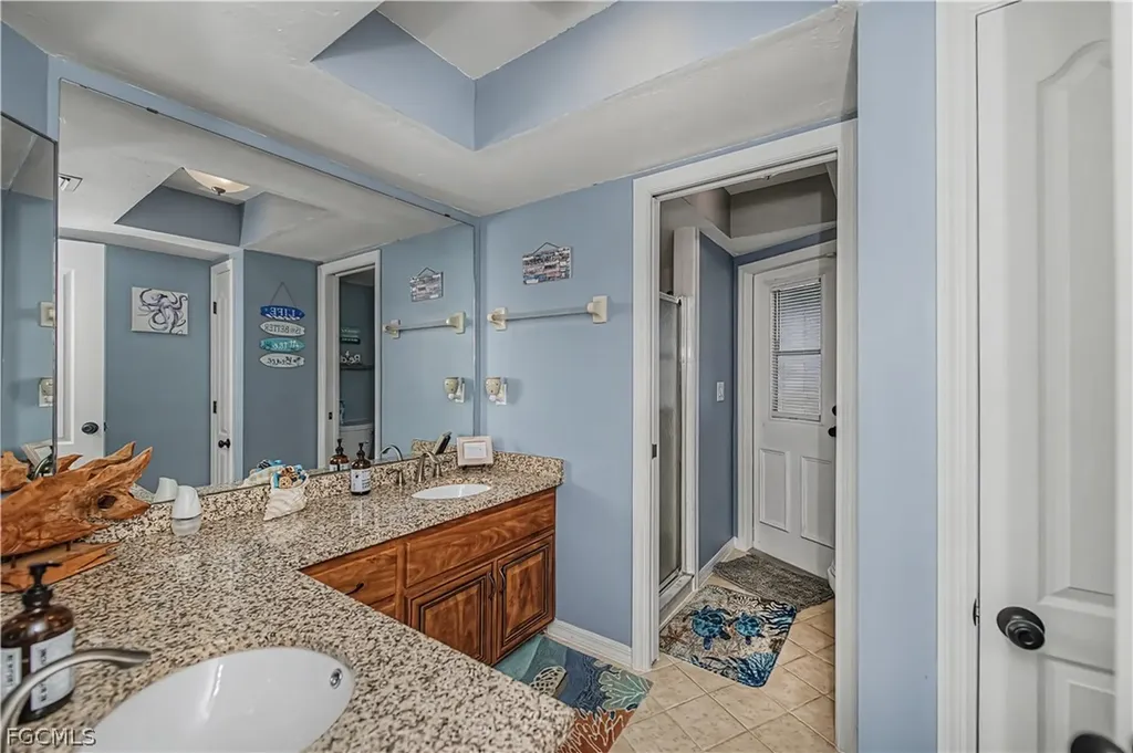 4521 SW 2nd Avenue Cape Coral FL 33914