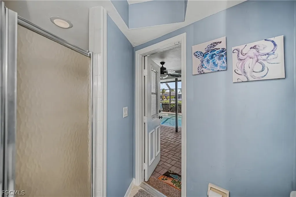 4521 SW 2nd Avenue Cape Coral FL 33914