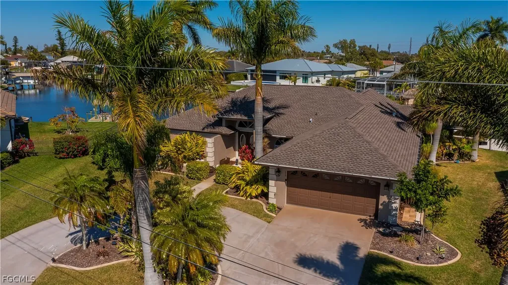 4521 SW 2nd Avenue Cape Coral FL 33914