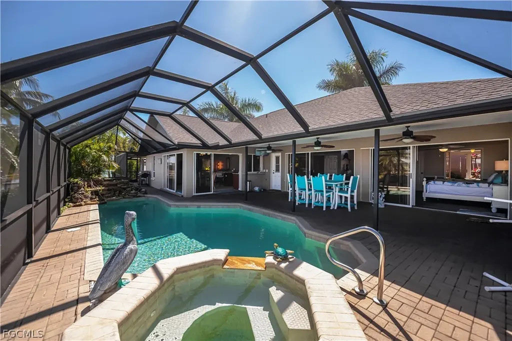 4521 SW 2nd Avenue Cape Coral FL 33914